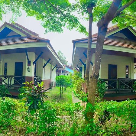Baan Soontree Resort Chiang Rai Buitenkant foto