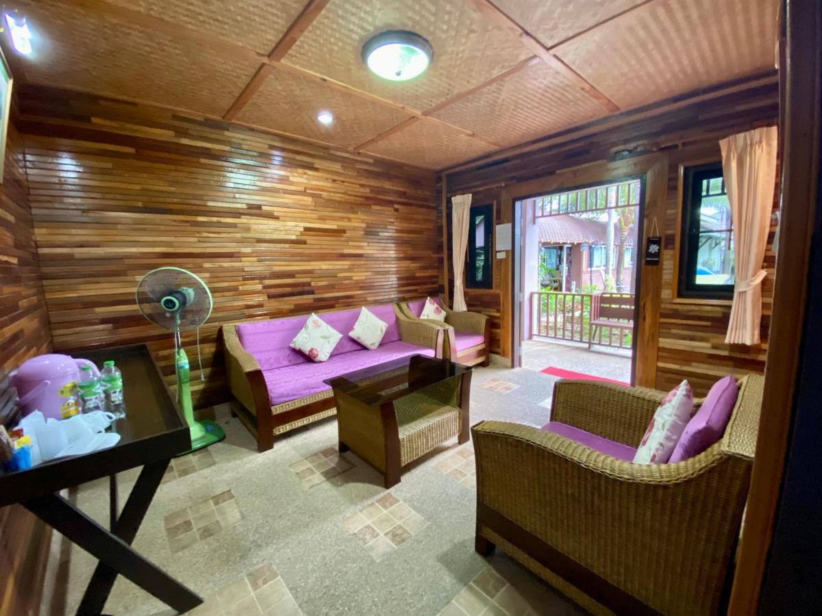 Baan Soontree Resort Chiang Rai Buitenkant foto