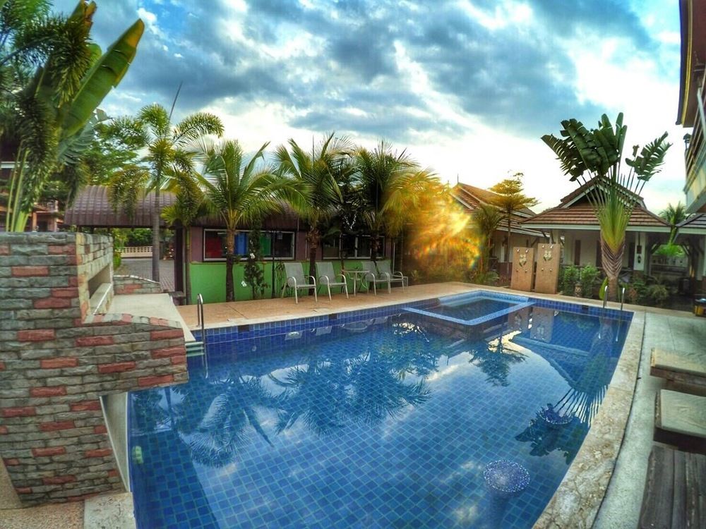 Baan Soontree Resort Chiang Rai Buitenkant foto